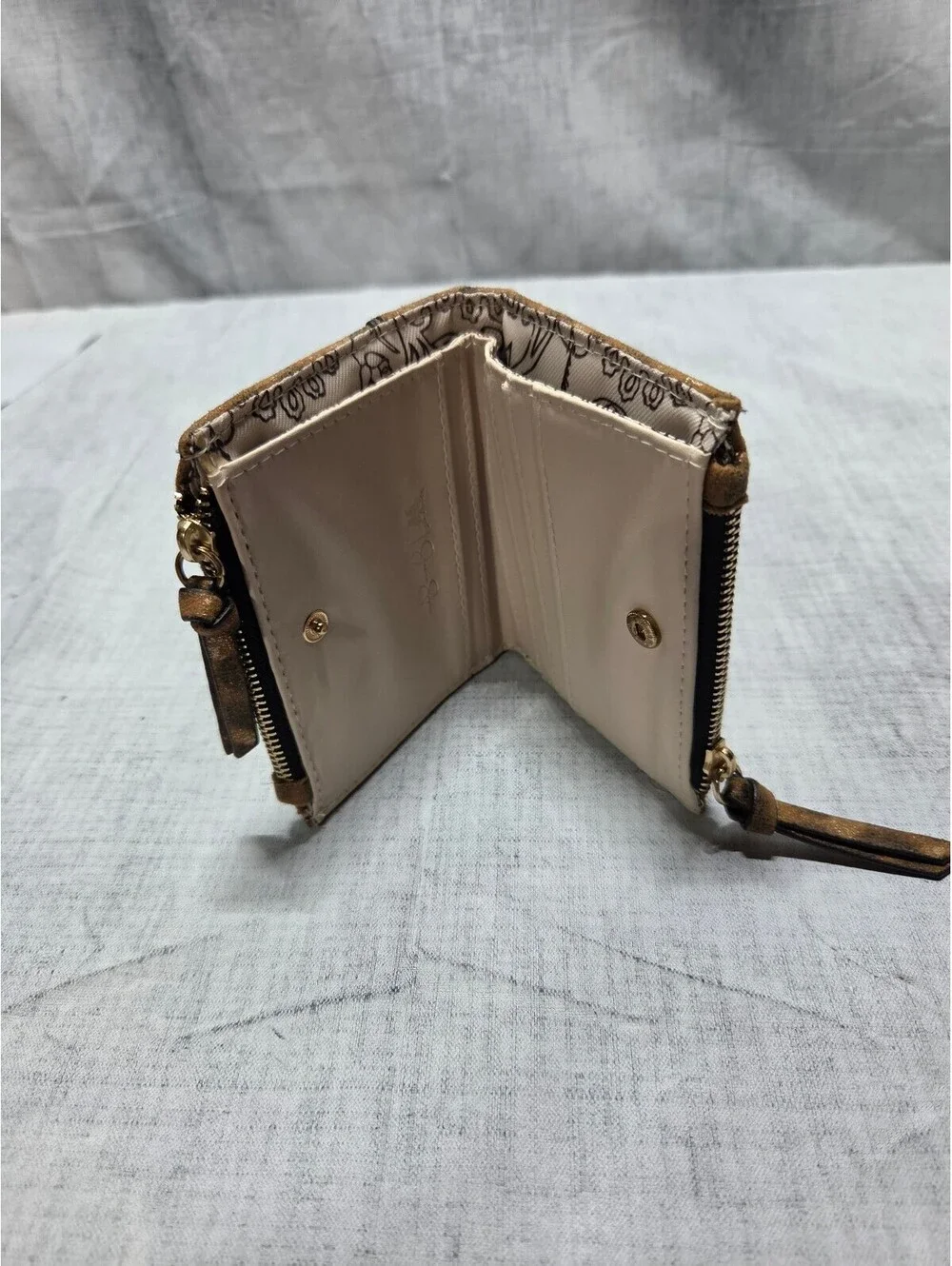 Jessica Simpson Leopard Print Small Wallet